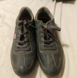 Levis size 13